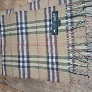 Amicable Luxury scarf Super Soft Fringed